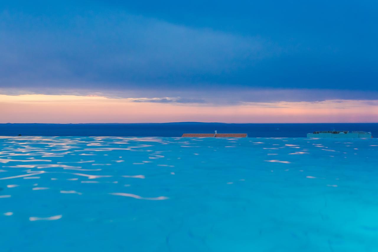 Villa Sara - Private Infinity Pool ノヴァリャ エクステリア 写真